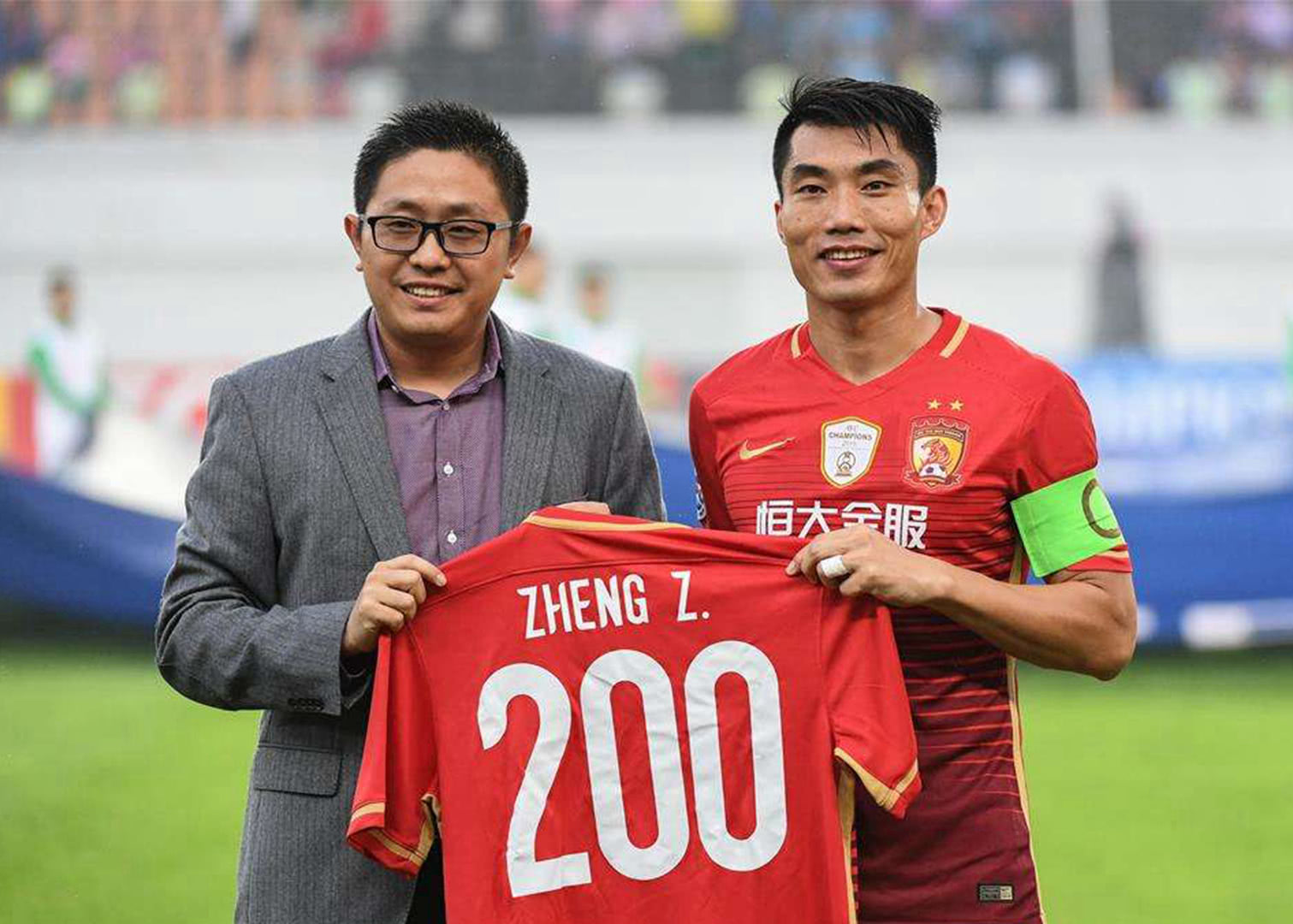 官方：悉尼FC中场恩斯特勒股四头肌受伤，预计缺席6周（官方通报：悉尼FC中场恩斯特勒股四头肌受伤，将休战约6周）