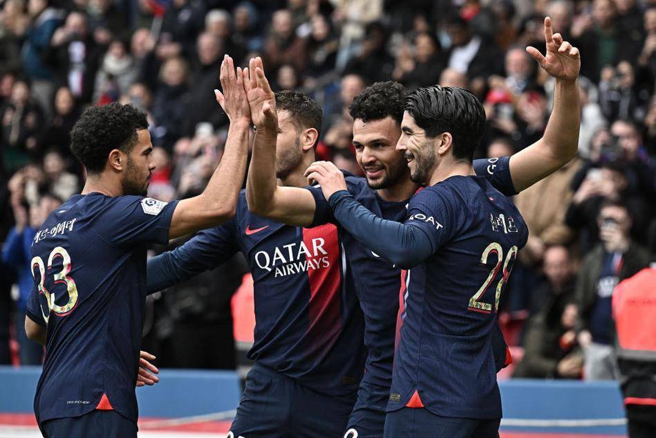 2025中超最佳青年球员候选：王钰栋、吾米提江领衔（2025中超最佳青年球员提名名单：王钰栋、吾米提江领衔）