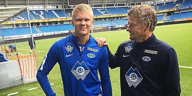 梅西将领取美职联MVP奖杯，梅西杯U16国际赛同步揭幕（梅西捧起美职联MVP，梅西杯U16国际赛同日启幕）