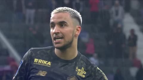 辽宁输江苏！双小外狂铁，本土球员无支点，江苏双外合砍51分！（辽宁不敌江苏：双小外手感冰冷、本土无支柱，江苏双外援合力轰下51分）