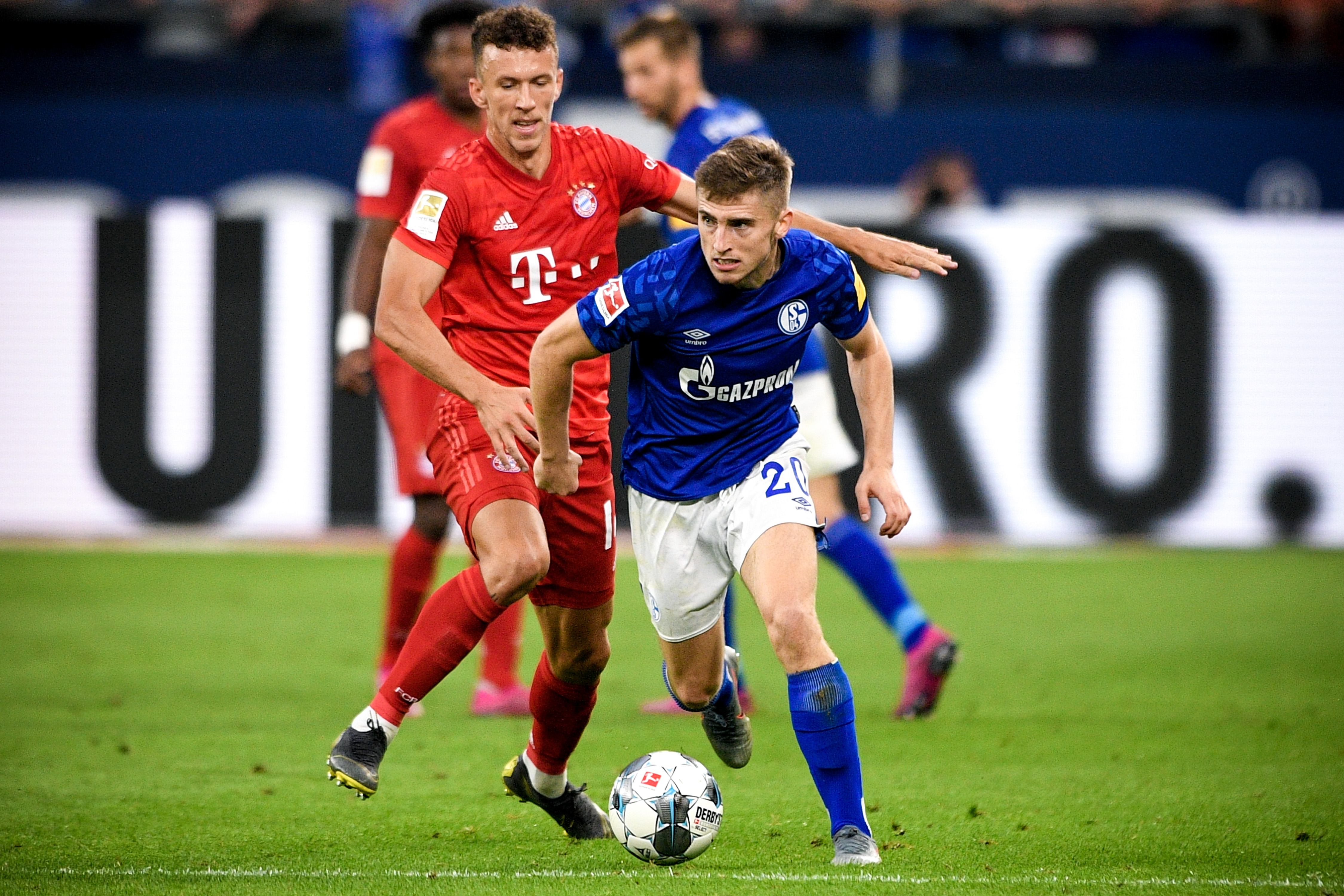 斯基拉：德罗西执教的热那亚想从罗马租借皮西利（斯基拉：德罗西挂帅的热那亚有意从罗马租借皮西利）