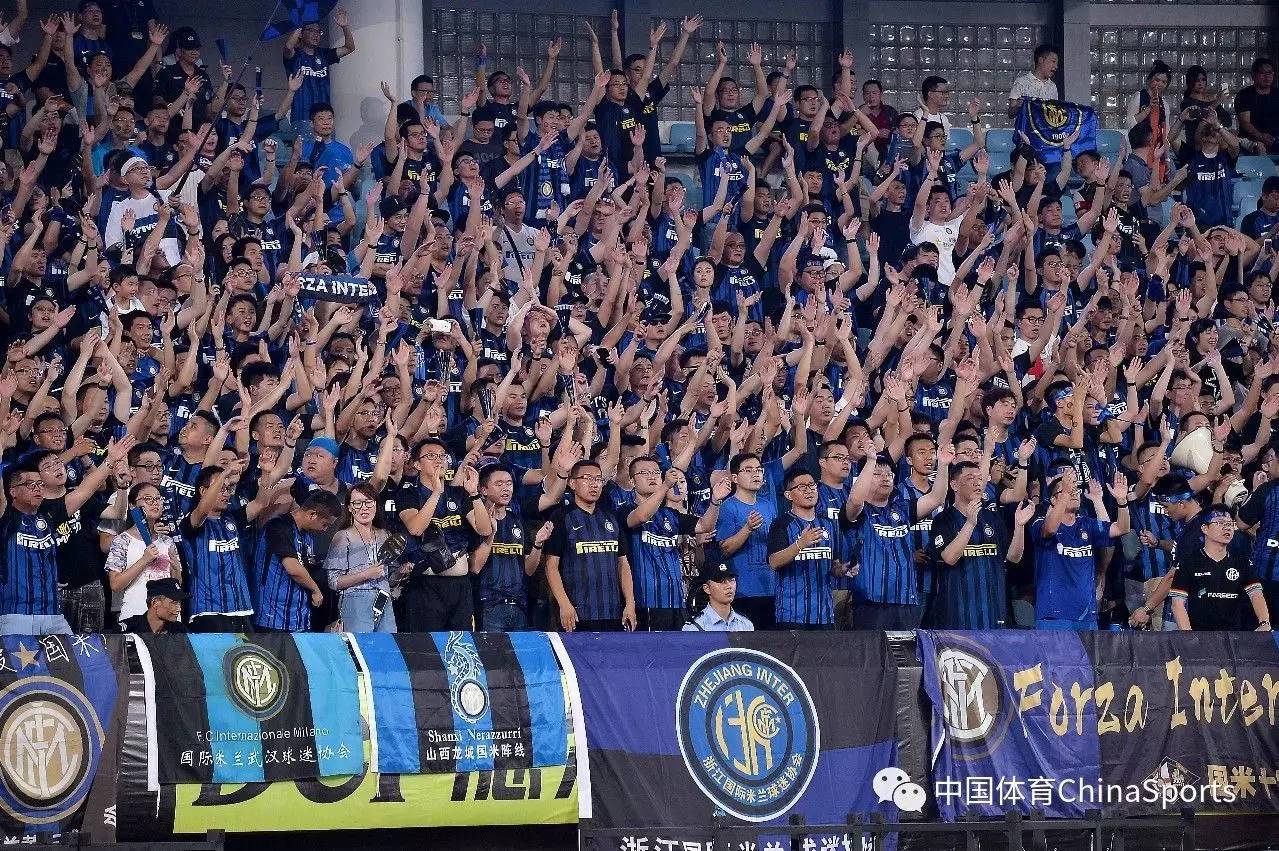 大罗：国王联赛为足球注入新的文化，会把小熊、拉菲都请来（大罗：国王联赛正为足球注入新文化，将邀请小熊和拉菲参与）