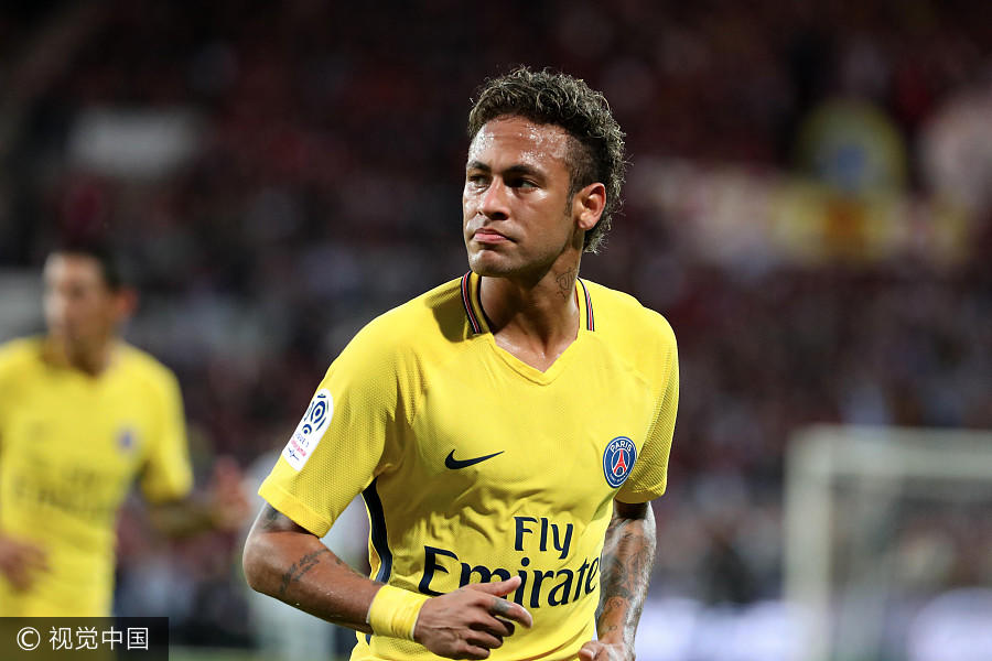 亚精英赛半场：路易斯失单刀+补射中柱，申花暂0-0广岛（亚精英赛半场战报：路易斯单刀失手又补射中柱，申花暂与广岛0-0）